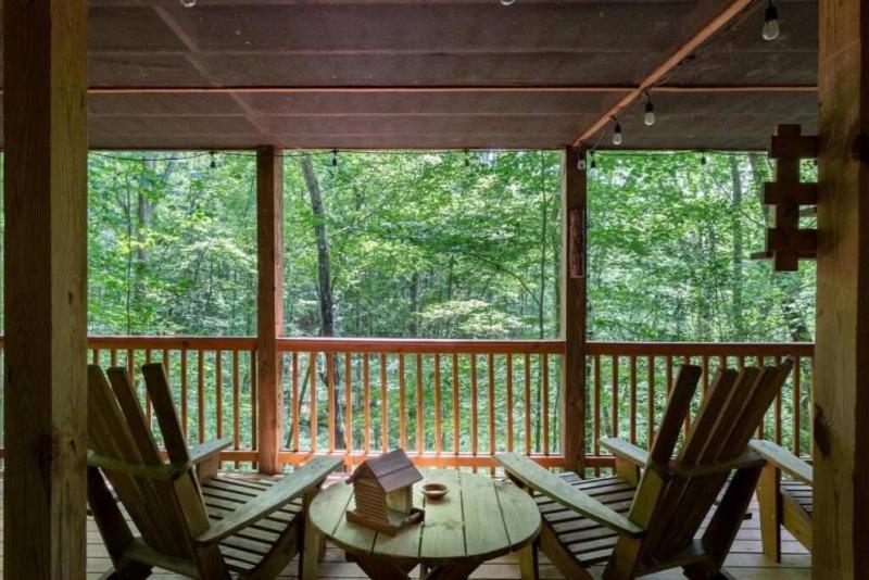 Mountain Spirit Cabin - Fireplace And Hot Tub Villa บลูริดจ์ ภายนอก รูปภาพ