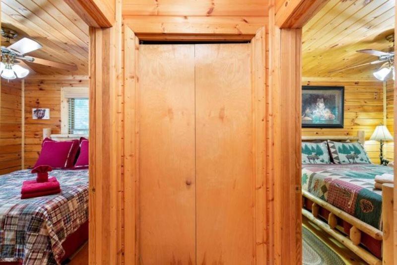 Mountain Spirit Cabin - Fireplace And Hot Tub Villa บลูริดจ์ ภายนอก รูปภาพ