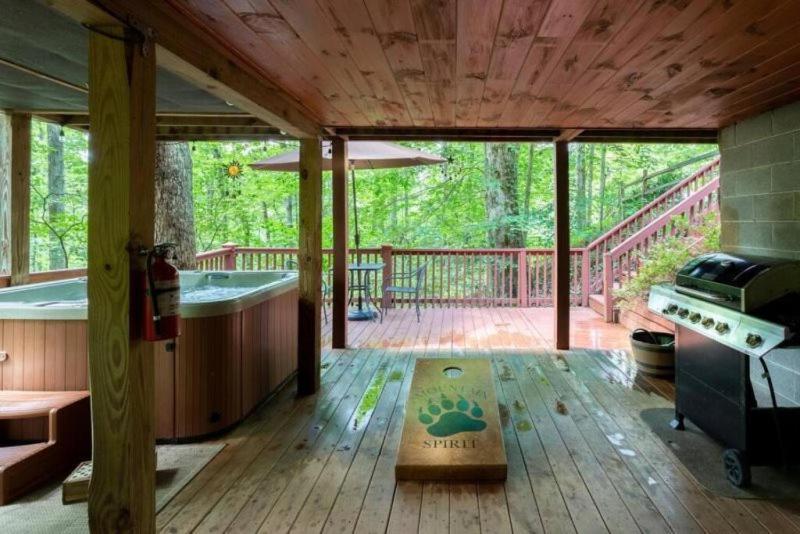Mountain Spirit Cabin - Fireplace And Hot Tub Villa บลูริดจ์ ภายนอก รูปภาพ