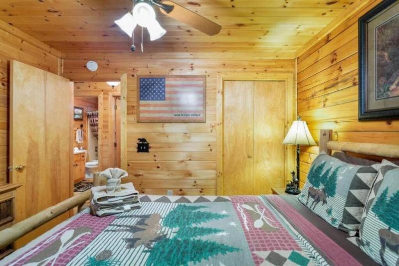 Mountain Spirit Cabin - Fireplace And Hot Tub Villa บลูริดจ์ ภายนอก รูปภาพ